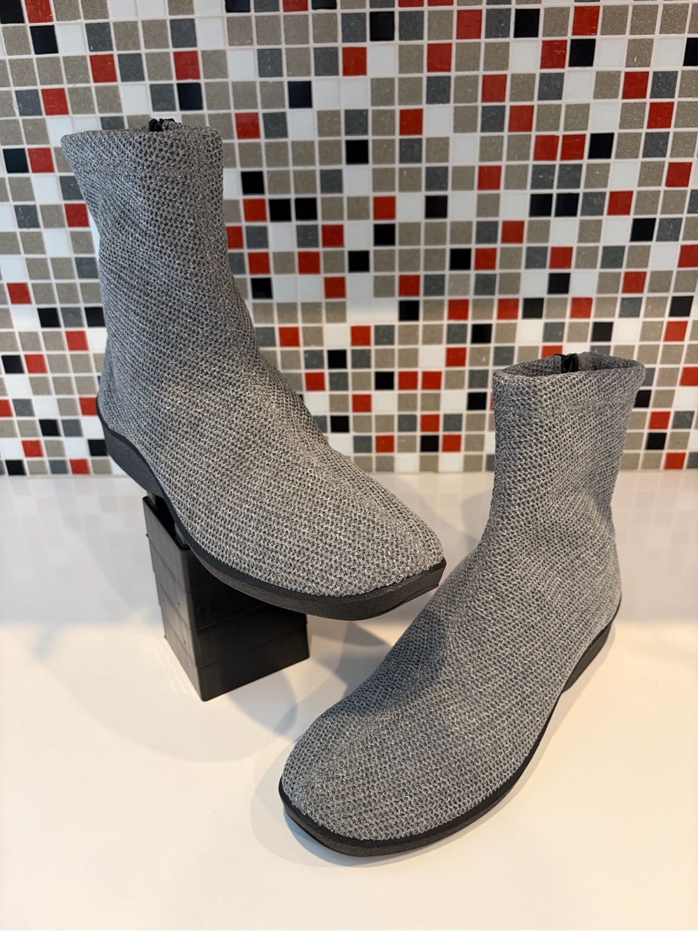 Arcopedico Milan Gray Knit Side-Zip Ankle Boots - 41 EU (9.5-10 US) - NWOB!